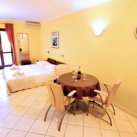 Beach Apartments Vlado Ποντστράνα Εξωτερικό φωτογραφία